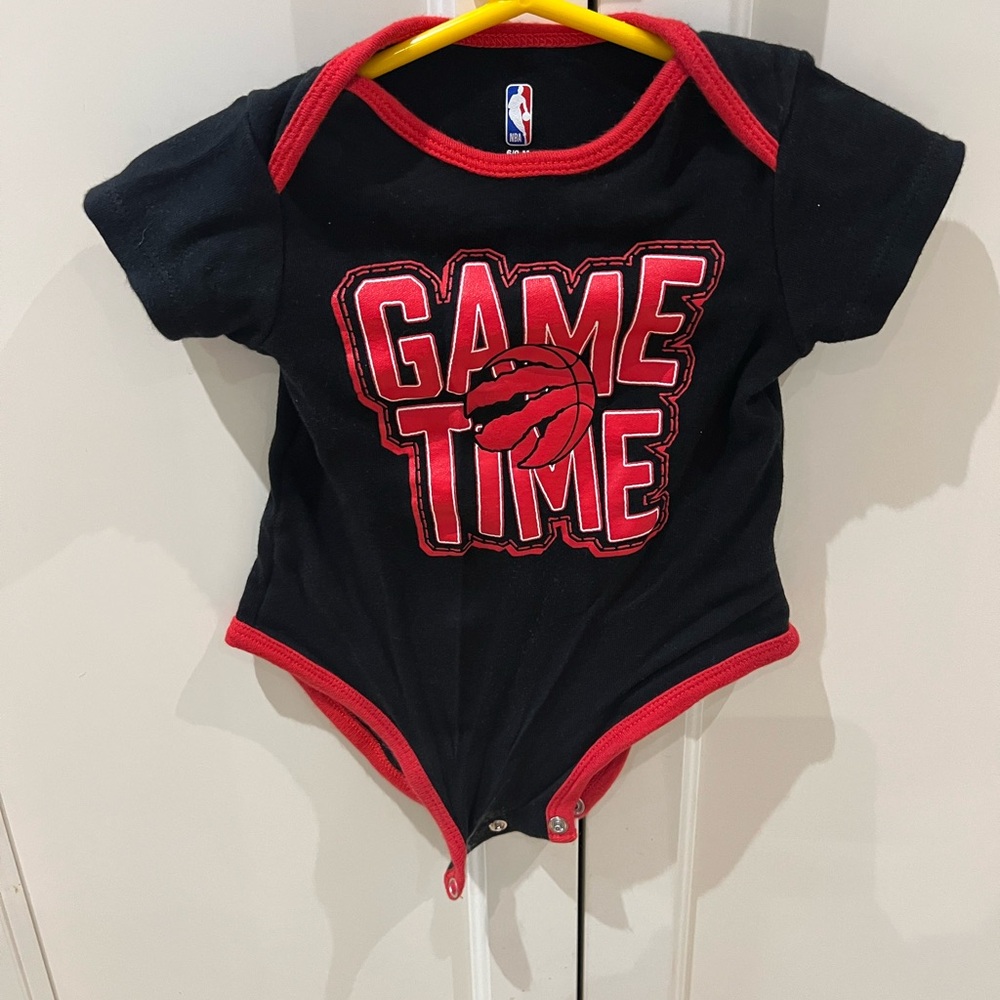 NBA raptors 6-9m Kids Black and Red One Piece